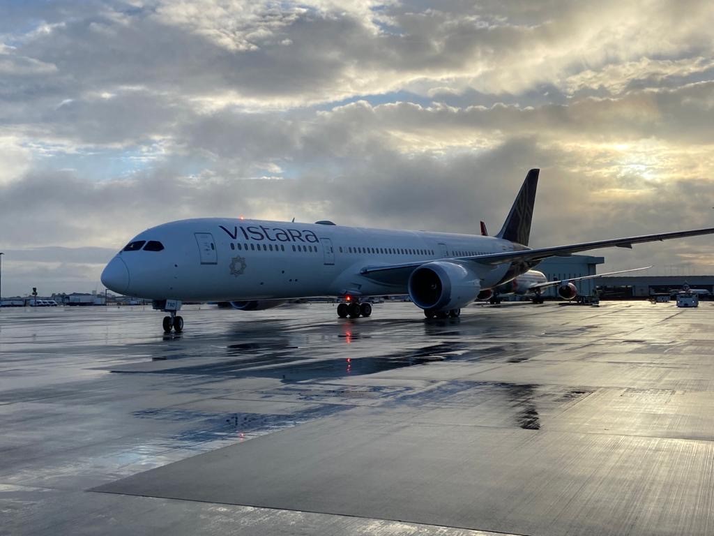 Vistara plane at London Heathrow