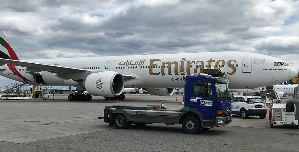 Emirates plane at Oslo