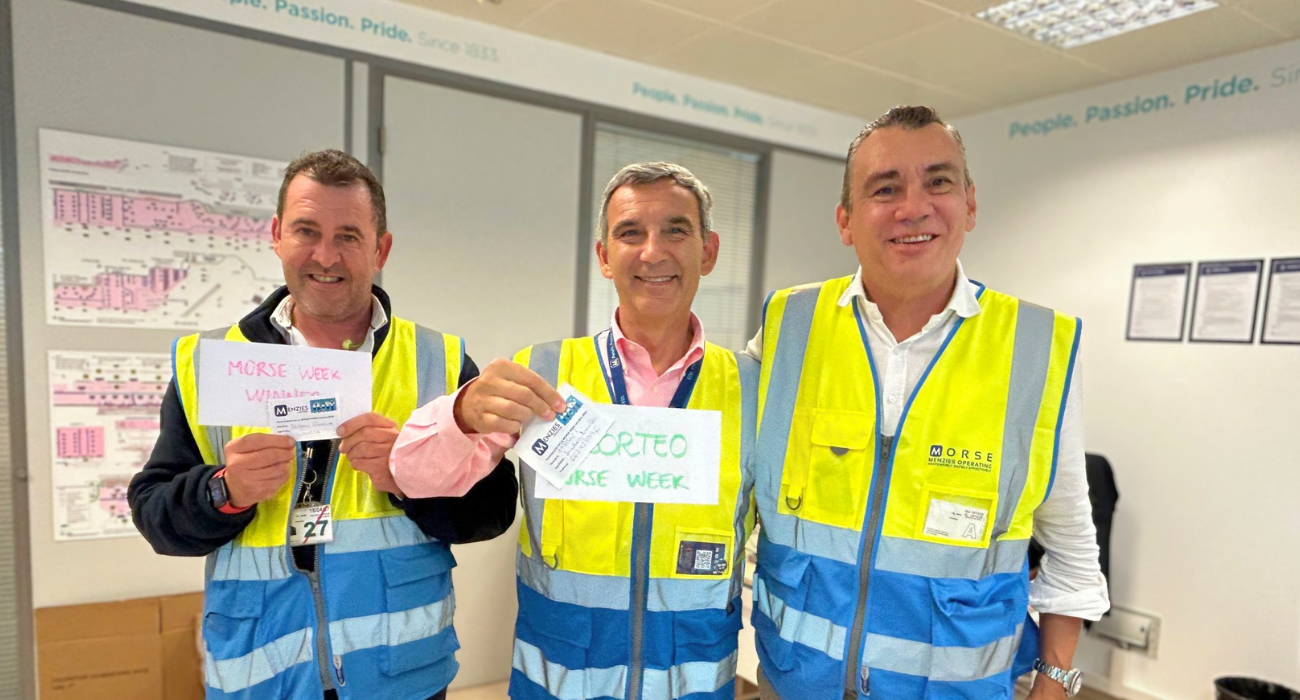 Menzies CFO, Alvaro Gómez-Reino (right) visits Barcelona colleagues.